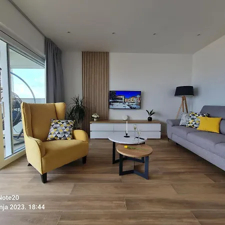 Penthouse Seaview Appartamento