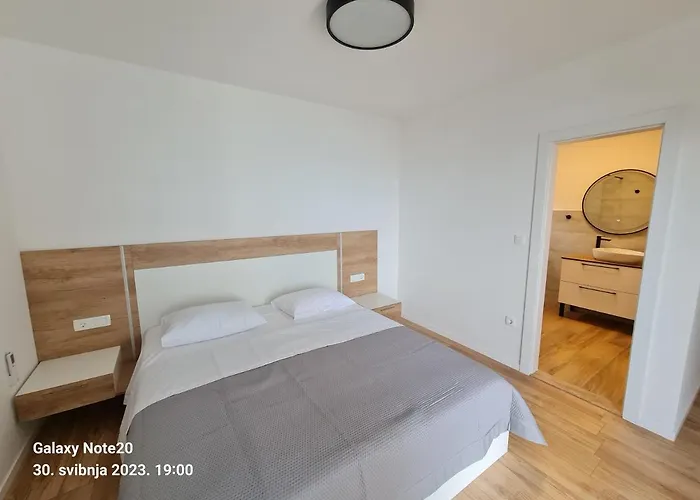 Apartment Penthouse Seaview *