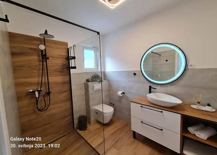 Penthouse Seaview Apartment *